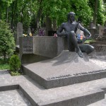Надгробок Соломії Крушельницької